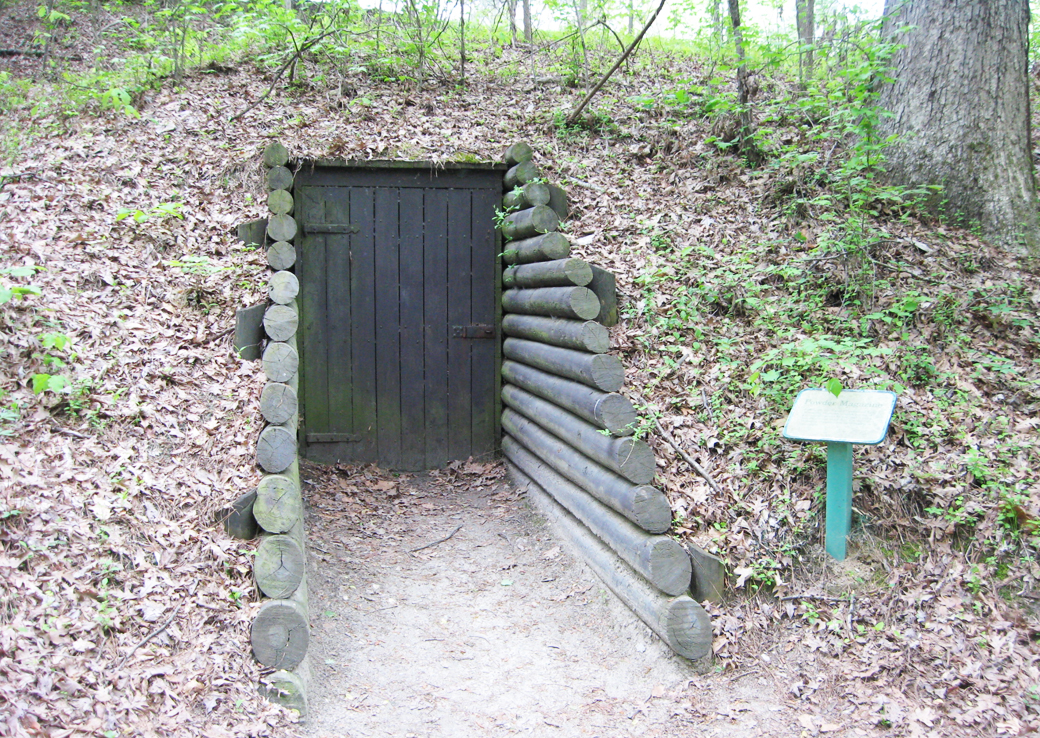 Door to the well-protected powder magazine