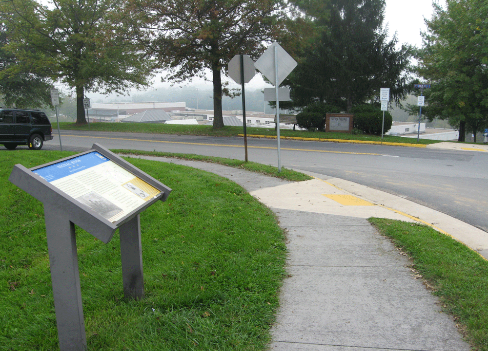Signal Knob wayside marker in Strasburg, Virginia